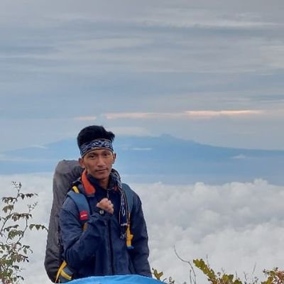 عد إلى الله، يعود إليك كل شيء
Kembali kepada Allah, maka semuanya akan kembali padamu.”