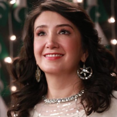 Musician ▸ Vocalist ▸ Art Lover ▸ Joy Seeker ▸ Microtone enthusiast | Follow me on Youtube and send inquiries ⬇️
https://t.co/khQ3n0ZKzf