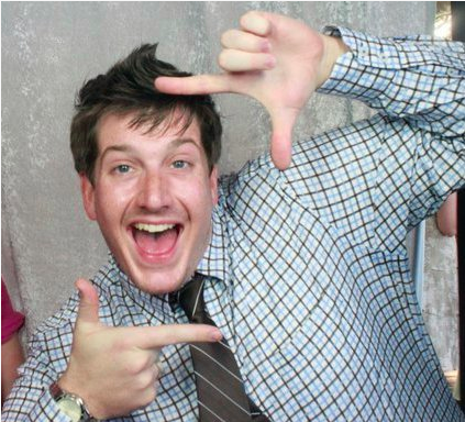 Founder + principal @QuantumCMG, plays with clay @BungalowPotter. Loves oranges,scooters, white mochas, coke zeros + cats. Hates condiments and mean girls.