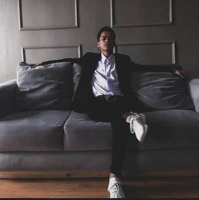 Rizalmutakinn's profile picture. 