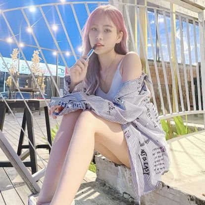 DonnaWa63104223's profile picture. 第一次玩，新人偶爾看看，不聊色，不投資