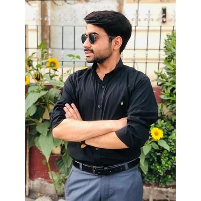 MrSapiophile's profile picture. In a world where you can be anything, be kind | Turning dreams into plans | Adventure seeker | Coffee enthusiast ☕
Let's explore the world...📌
🇵🇰🇶🇦🇫🇷