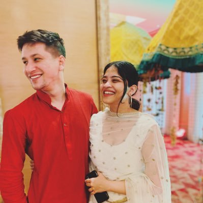 sakshamraturi's profile picture. The odds are good but the goods are odd.