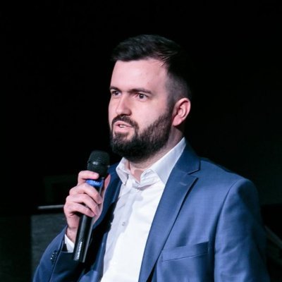 Founder of Friendly Fire @FFireEsports - gaming cafe franchise. Husband and father of four.