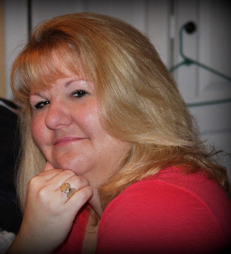 Writer, photographer, mom, wife, daughter, sister, multi-tasker, and all around fun-loving!