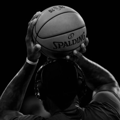 Stuartjr256's profile picture. Genuine success comes only to those who are ready for it||| Stuartjunior256 @ Instagram....ur free t crash 💯😊Manchester United🔴 die hard 🤘🏼