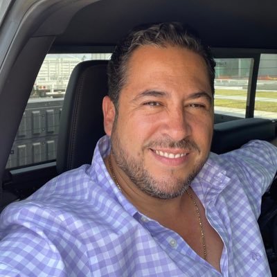 Sonorense, Empresario, Progresista, Creyente de que hay que superar los miedos por qué destruyen los sueños !!