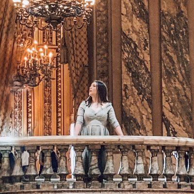 (She/Her) | Dramaturg & Theatre Historian | International Educator | 🏳️🌈 | Perpetually Overanalysing