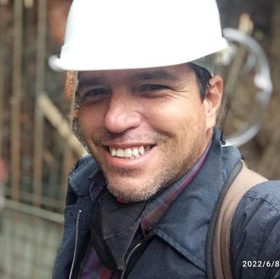 Ingeniero en Construcción Civil
Residencia e Interventoria de Obras Públicas y Privadas.