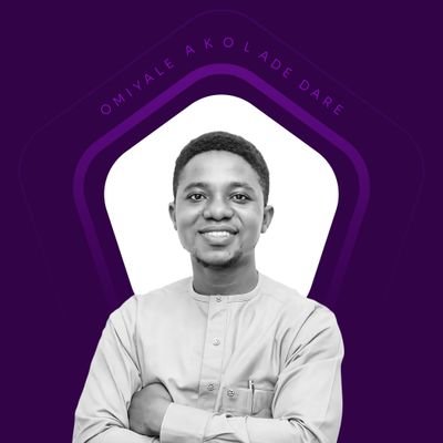 Omiyale Akolade Dare is a graphic designer with extensive experience and UI/UX designer that works at Malhub, its a tech hub.