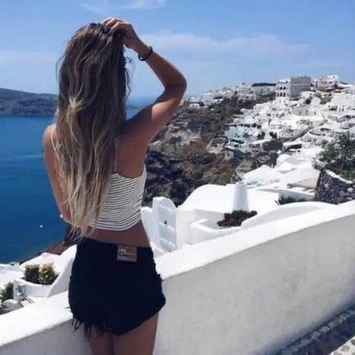 LisaWal40522143's profile picture. Let bygones be bygones.