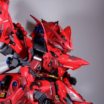 9割ガンプラ、その他1割程の比率で楽しく作ってます！無言フォロー大歓迎！ モデラーさんはフォロバや無言フォローしますが許してください！ 完成したガンプラ作品はガンスタと言うサイトにも投稿してます！↓