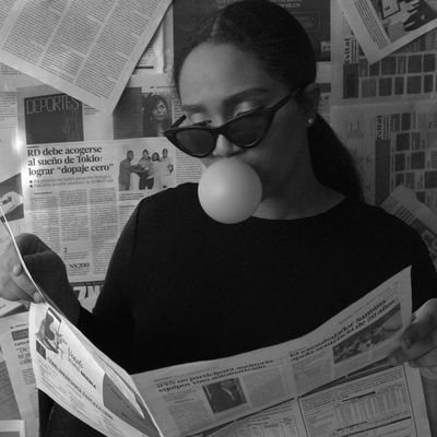 penseesdemoon's profile picture. .