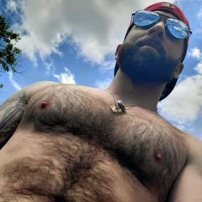 Married to @PupNamedtank.
DM's open for collab.
Add me on bsky