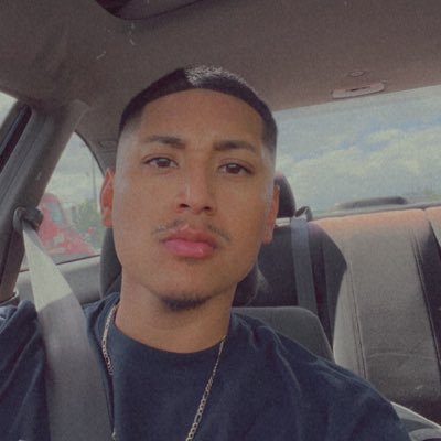 ayoo_itsAlfonso's profile picture. Ambitious . Determined . Self Made .