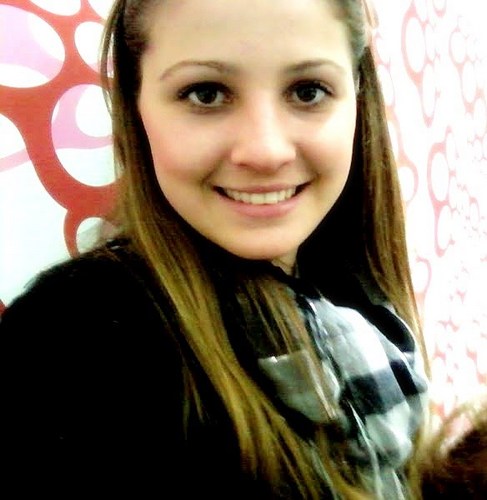 Sorria mais, viva mais, dê valor à tudo que você tem, pois nada é eterno e você sentirá falta no dia que tudo isso acabar!