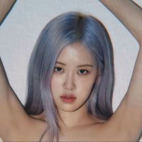 َ (@roses_are_heree) 's Twitter Profile