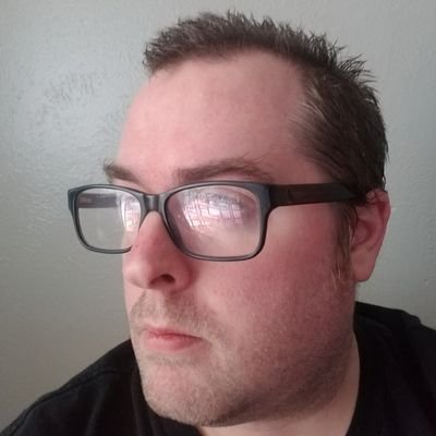 Hi there! I'm 35 and not going to apologize for being a Goofy Video Game Nerd, a Gate Keeper fighting Polyamorous Old-taku who is quite the Dad Friend!