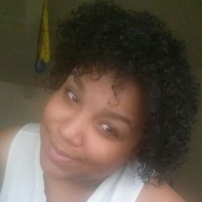 YoSiTuNada's profile picture. 🖤🤎🌈