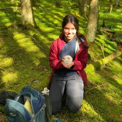 PhD student @aberdeenuni looking at predator-prey dynamics and rewilding in the forest🌳 @QUADRATDTP 🌱Postgrad rep @BESConservation.  (She/her)