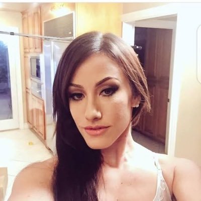 Down to earth,love meeting new people and sharing ideas single mother of one and a proud member of maga🇺🇸 .