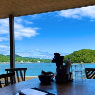 鯛塩らぁ麺 堂の浦 鳴門本店です🍜 お願いします🙇‍♂️営業時間/11:00~14:00(lo.13:30) 18:00~20:00 (lo.19:30) 定休日/日曜日 Tel/090-7620-3594 前日予約https://t.co/tupO7K7RvK ⚠️騒音、路上駐停車禁止⚠️当日受付は店舗前駐車場にて