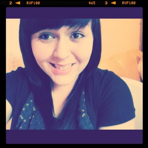 DudeItsAngie's profile picture. I ain't no follow back gurl.