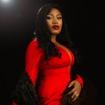 iamKevweAde's profile picture. Powerful. Multi-faceted. Divine.