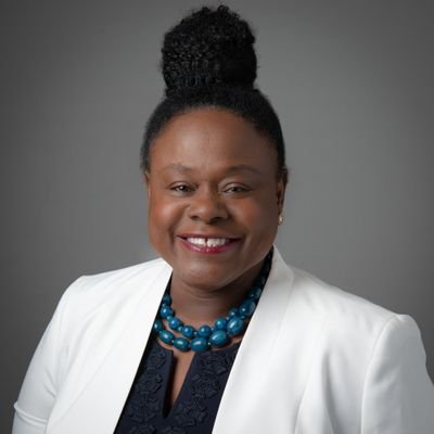 ELA Instructional Coach 📚, Wife 💍 mother, Social Justice Advocate ⚖ , World Traveler 🌎 Doctor of Education. Marathoner 🏃♀️