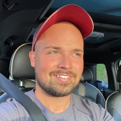 ericwielock's profile picture. 30 | Gay | Bald | Unhinged