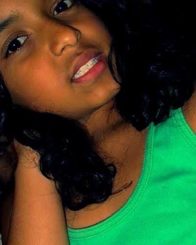 A menina dos seus sonhos tenho 12 anos,gosto de varias coisas filmes sou CATOLICA e etc