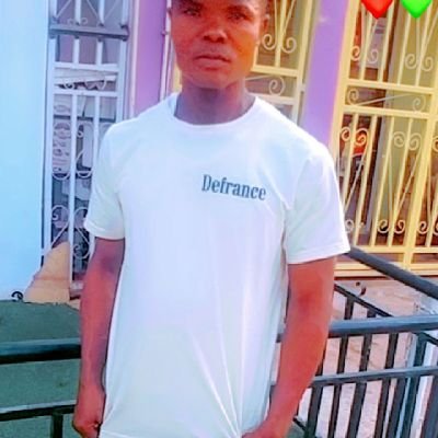 FridayLadari's profile picture. 