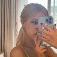 kelly ✧(@knsprmcy) 's Twitter Profile Photo