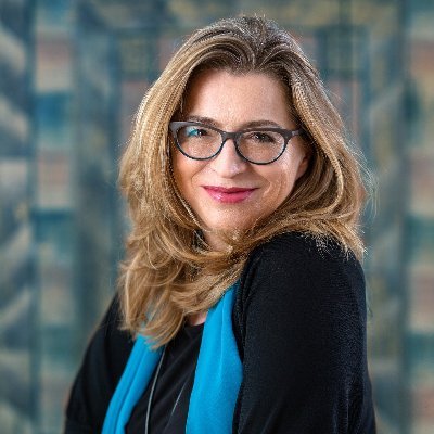 Startup-Grande-Dame. Inspirational keynote speaker.