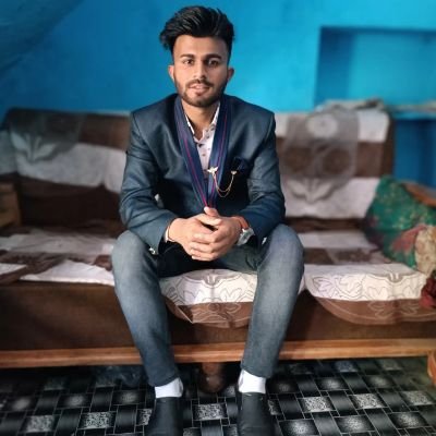 mechanical engineer,
champion of chess,
champion of dream 11, 
proud to be navodayan.
💯 💯 💯 %%% follow back