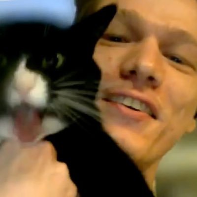 _snoozbuster's profile picture. 