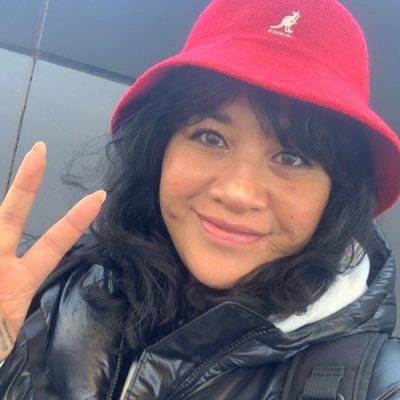 Polynesian punk princess and a big fan of carbs. 95% sport chat 🏀⚽️🏉🥊