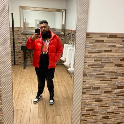 My name is Anthony, I’m a Filmmaker who has graduated from Full Sail University. I’m 25, an Aries, who loves storytelling.