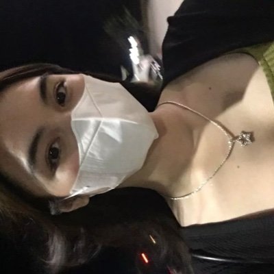 lana_melow's profile picture. if u follow this, i trust u