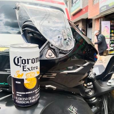 myoscarluna's profile picture. VIVIR AL MÁXIMO