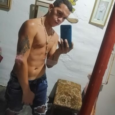 Soy un chico mente abierta 🍆😈
Presto servicios como scorts 🍆💦🍑
Soy versátil más activo
04127530326