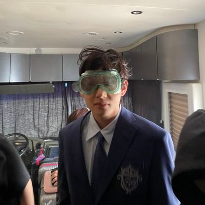 hola ❤️😂 por dios todos los de BTS son realmente sexis y sabrosos