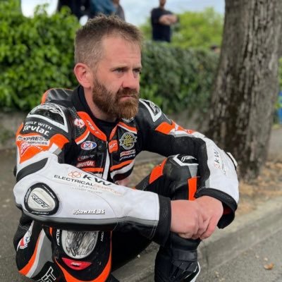 International road racer ! Dad to Lilly and Stanley personal merch in link https://t.co/xn2ua4yXy4 Team Name Jamie Coward 🐞no password 👍🏼