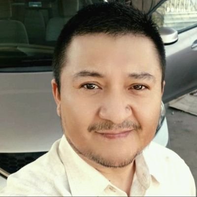 AyavChino's profile picture. 