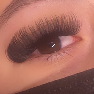 Compton Lash Tech Est.2019 Dm to book 🤍✨