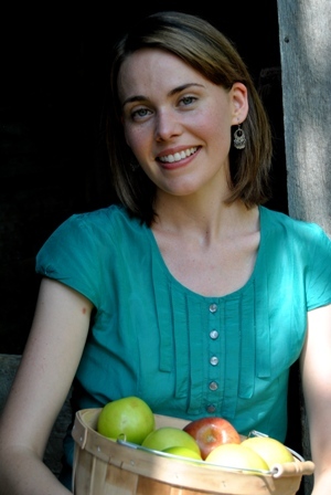 Health coach who helps women fall in love with whole foods & feel sparky again. Love to cook, see new places & breathe mtn. air. Join me!