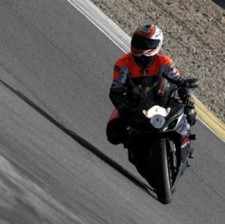 scottsbocks's profile picture. Spikey Haired, Spunky Chap!