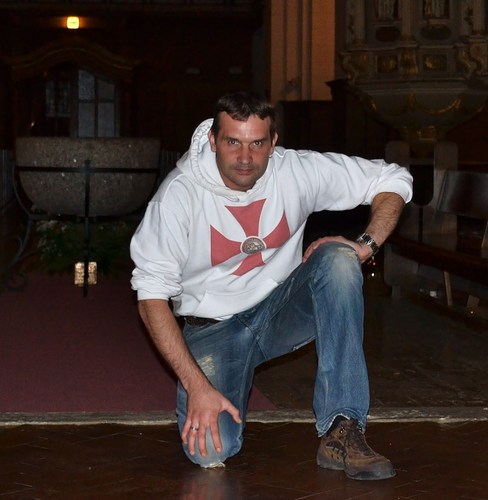 mad_deer's profile picture. 