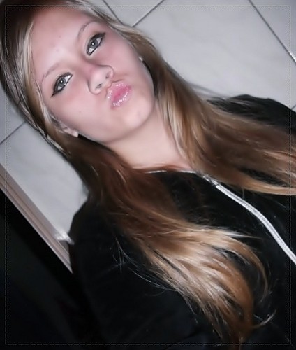 mika_oliveiraa's profile picture. 