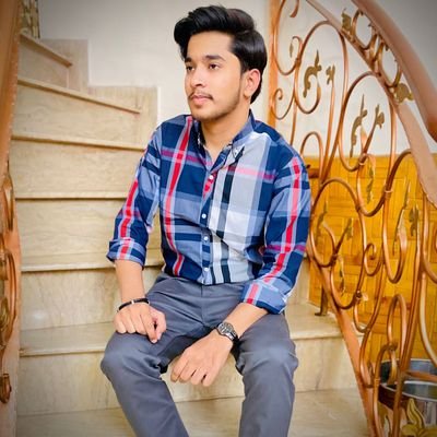 Aliasfand02's profile picture. 